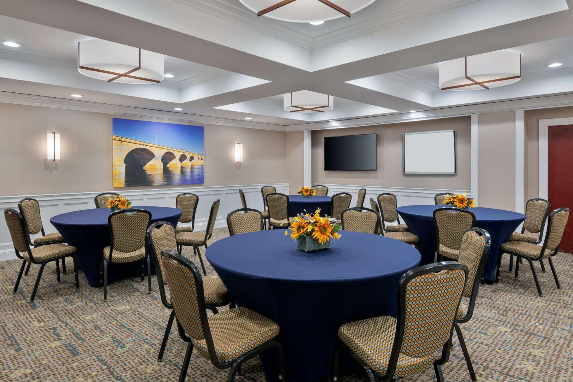 Hampton Inn And Suites Hartford/Фармінгтон Екстер'єр фото